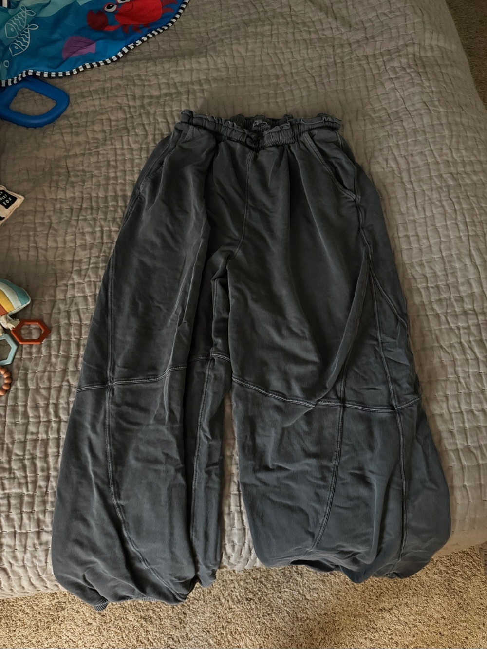 Aerie Baggy Barrel Leg Fleece Pant Size S - Picture 5 of 6